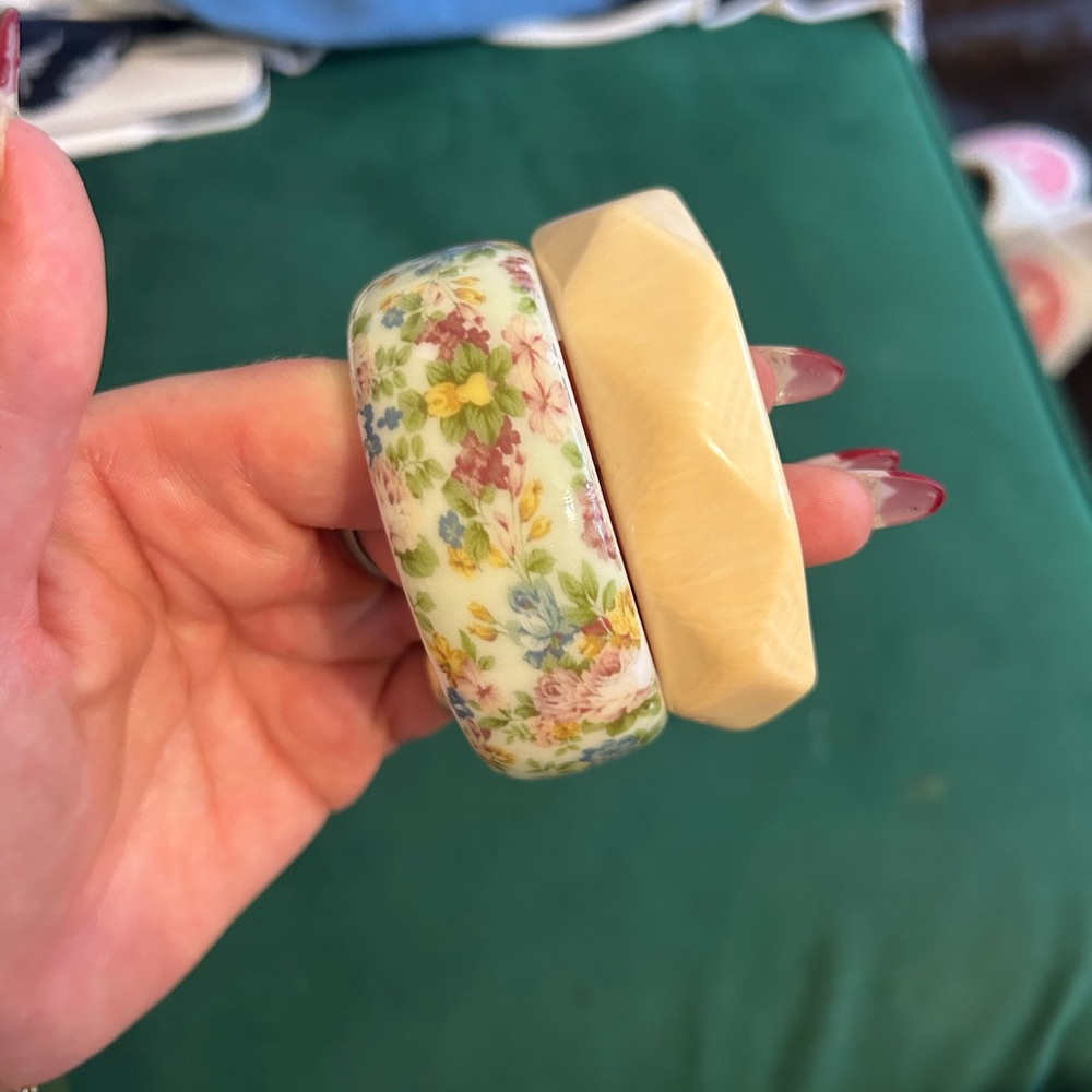 Floral and Cream Bangle Set